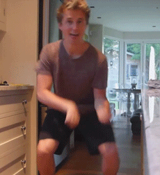 a-little-bit-of-pandas:  Youtubers Dancing  Just a few of the most simple and yet