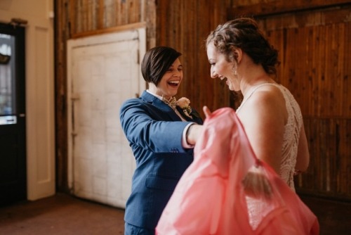 Michelle surprised Amie in a blow up unicorn suit for their first look. Then Amie &ldquo;unwrapp