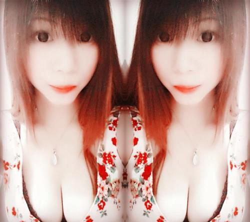 voltz2323:  lovingsgmilkshake:  sgsexygirlss:  fb name: Mxchelle Wen  Did I tell you I hat