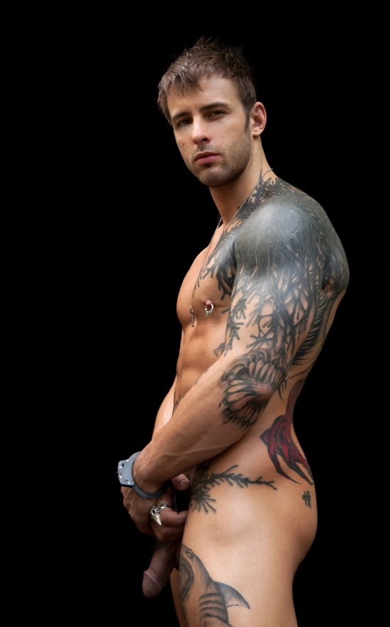 peterluvr:  Peterluvr.tumblr.com is a great page to follow if you like em hot! I