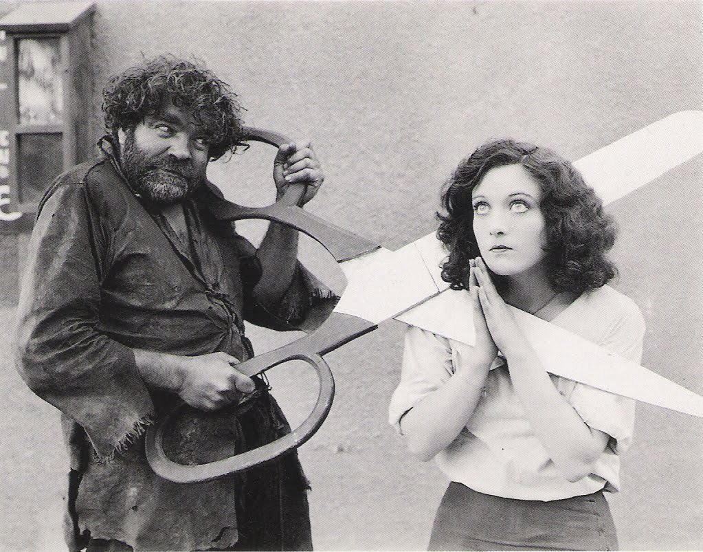 weirdvintage:  Joan Crawford, 1927 (via Retronaut) 
