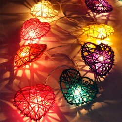 diario-de-un-depresivo:  ♡ Cute Rattan Heart String Lights ♡ –&gt; click here &lt;– 