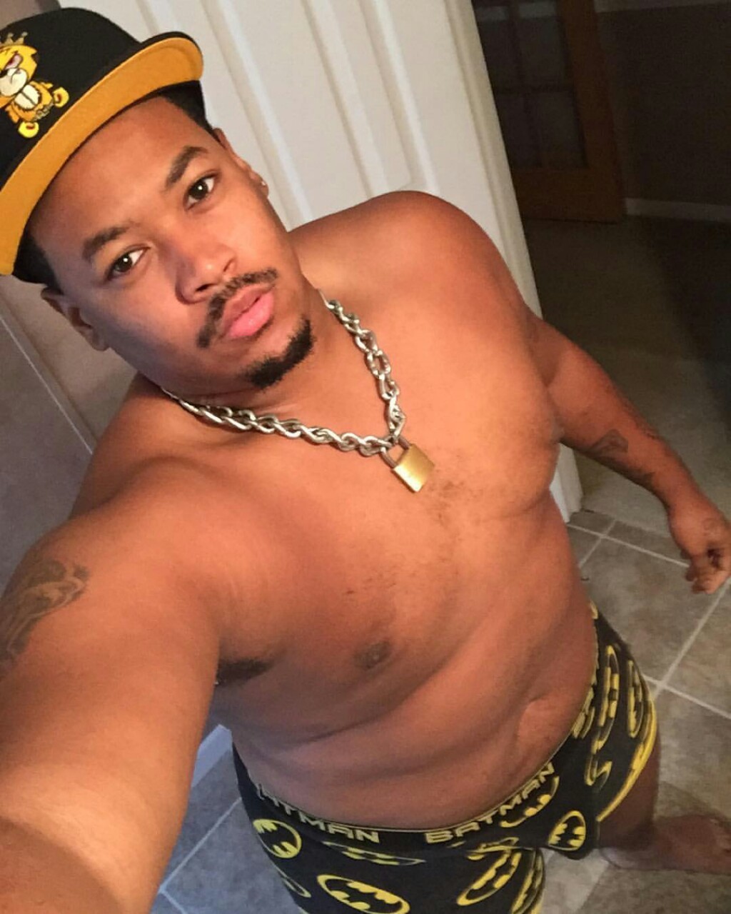chubby&ndash;lovers:  I want him 😩😩😩😩