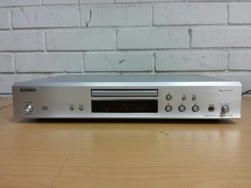 Onkyo DX-7355 Compact Disc Player, 2007