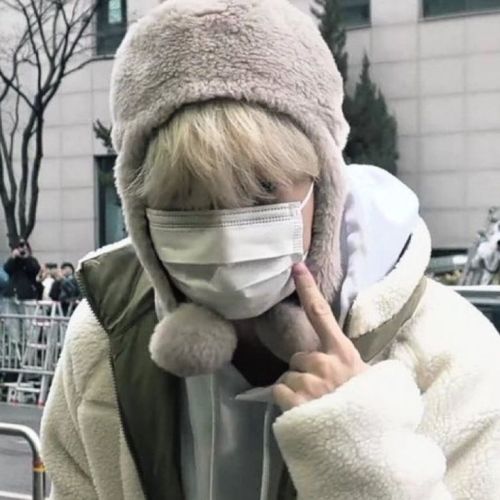 (+🍞) He Got That Boyish Look That I Like In A Man ꜝꜝ 