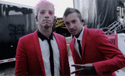 twentnyonepilots:  x 
