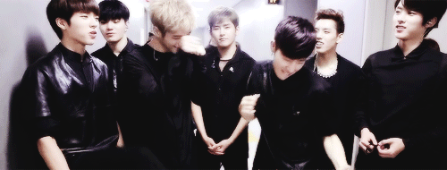 eteru:  Sunggyu and Myungsoo imitated Gyu’s action scenes in Back MV