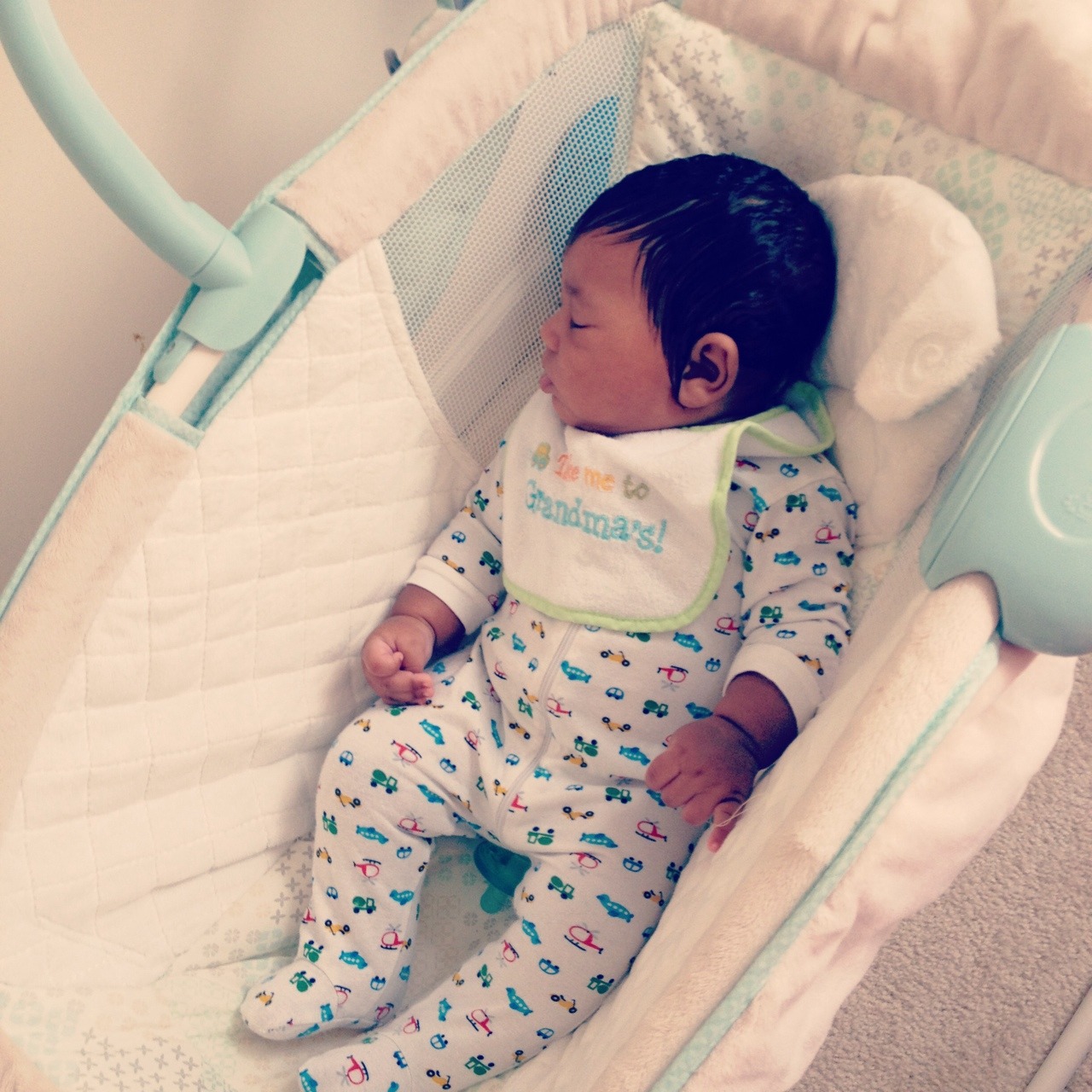 lifeasarichgirl:  MommiesBaby   awwww