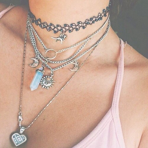 gold-is-the-skin-of-the-gods:  @akathorne #MTVStars The Vamps on We Heart It.