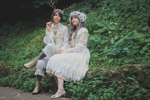 liru-chan: Forest Princess and Prince. ( ˘⌣˘ )♡(˘⌣˘ ) Liru-chan and Hikari. Photos by Genjo San