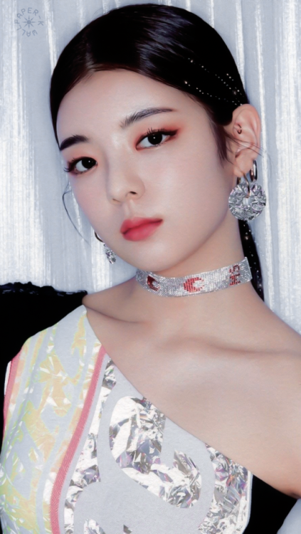 『ITZY』!IT'zICY saved? reblog or like© scans owner