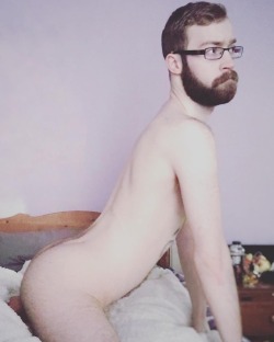 pizzaotter:  They took down the butt pic I posted because if had one square millimetre of my balls in it LMFAO, I hope this one is adequate as a replacement! Look mum! No nuts. 😋