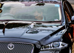 inspired-by-ben-cumberbatch:  Photo 1: Benedict Cumberbatch arrives on location in Chesham ” I know the quality of this shot is crap, but he was really far away. I didn’t even know Cumberbatch was in the front seat until I’d processed this a bit. Arrival