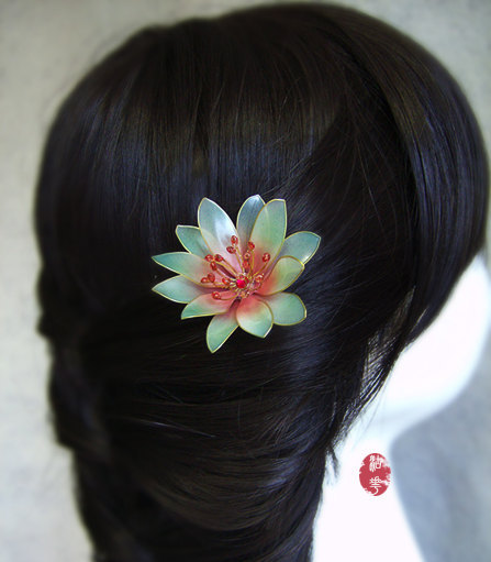by Lisa Wu on etsy