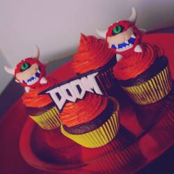 imx-doomer:  catburger:  Sooo you know when you get that sudden urge to make Cacodemons out of fondant? Well me and my baking bro @marsgravity90 made Doom cupcakes jus cuzzz 💀😈😈  Caco-cupcakes? Don’t mind me if I do! 