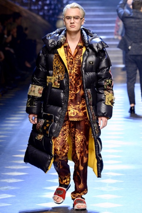 Dolce &amp; Gabbana F/W 2017 Menswear
