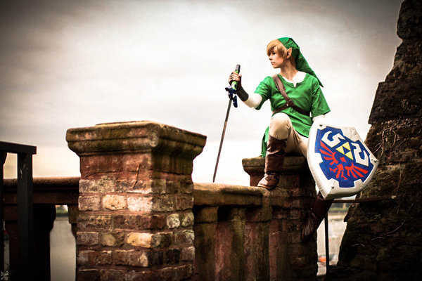 cosplay-gamers:  The Legend of Zelda: Skyward Sword Link by RoteMamba Princess Zelda