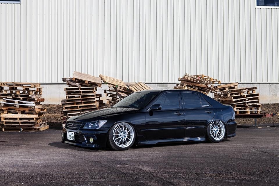 spirited-driving:  Bagged IS300 is getting an RS200 swap! Buildthread here!
