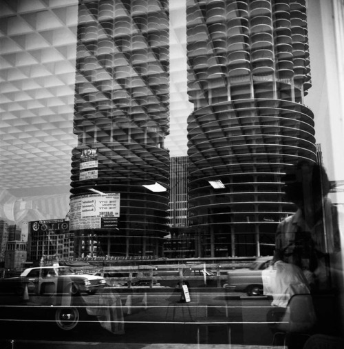last-picture-show:Vivian Maier, Chicago, 1961