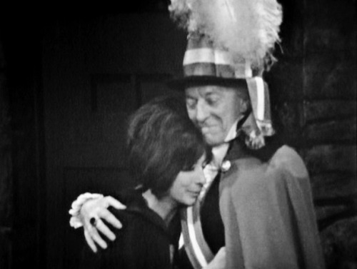 stitching-in-time: Warm and fuzzy moments with the First Doctor! If anybody ever tries to tell you t
