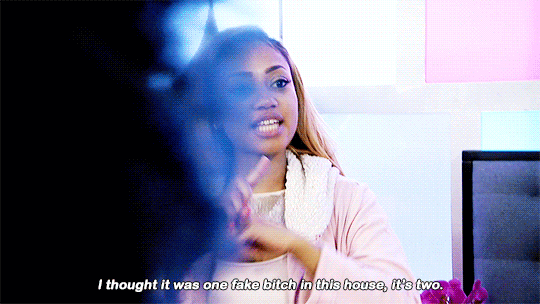 tumblr_o9t7bbPs9z1uv4g8io1_540.gif