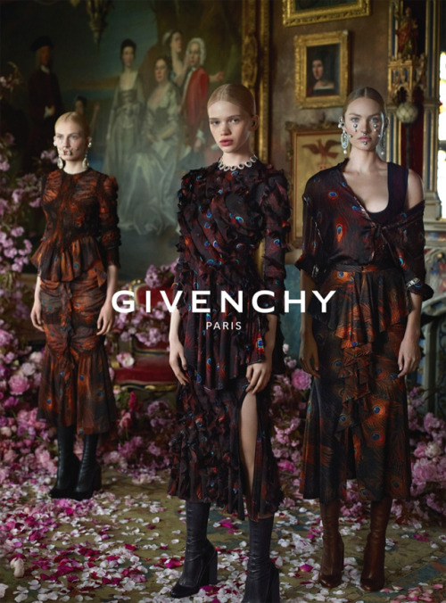Givenchy – AW15Followingthe announcement of Donatella Versace as the official face of their AW15camp