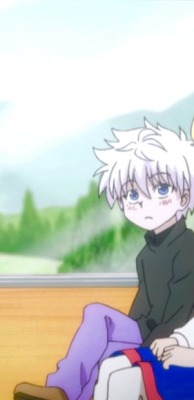 killubutt:  small bruised child sitting on