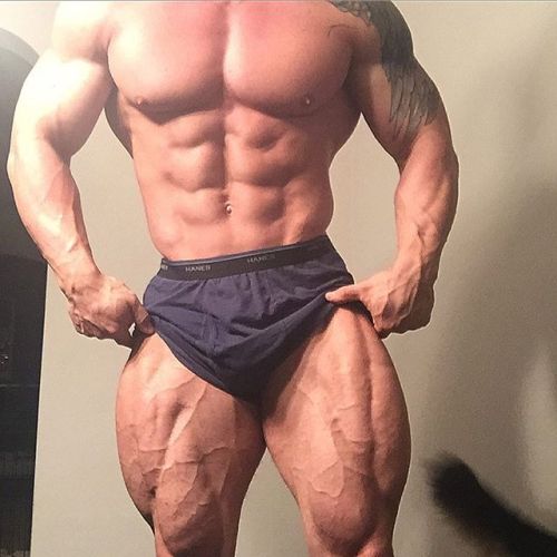 pnobear:  drwannabe:  Justin Maki  😍 