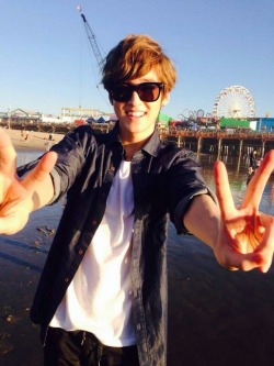 fuckyeahukiss:   Good Morning &lt;3 Cya guys at Club Nokia tonight!  오늘이 미국 투어의 막지막 공연~ 힘내자!  #UKISS1stUSATour2014 #LA #SantaMonica 