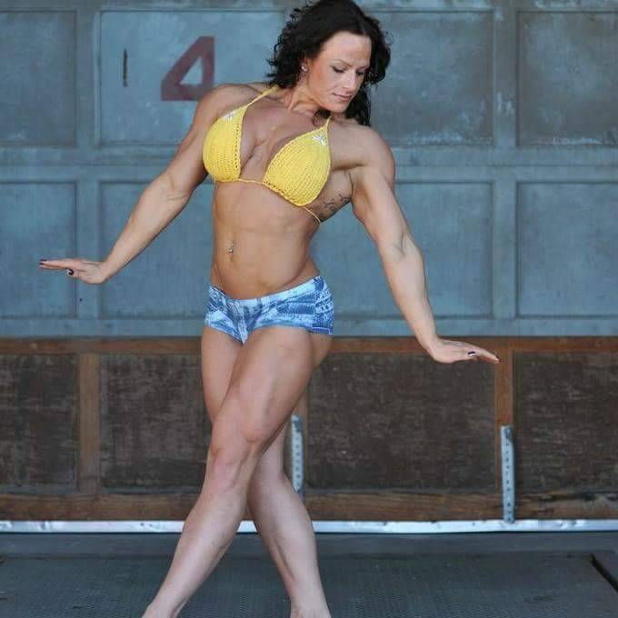 zimbo4444:  ..👆🏼😍💬 “sweet sexy muscle”
