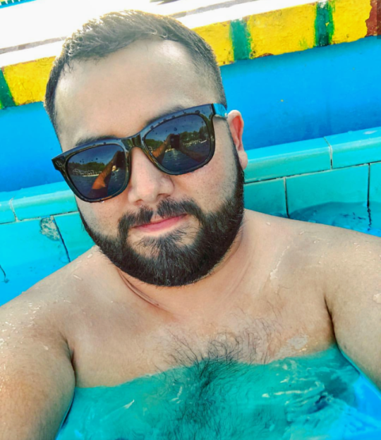 bear-hairy:  Déjanos tu comentario 🐻 . Rebloguea y comparte el contenido si te gustan las fotos. #Bear_Hairy