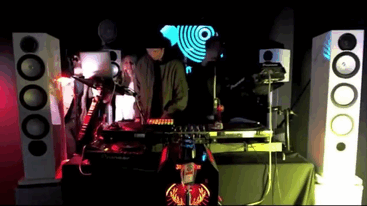 music4thebasshead:  Shlohmo bass DJ set in the Mixmag Lab 