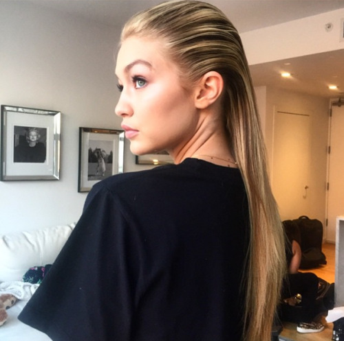 hadidnews:Jennifer: “Red Carpet Ready @gigihadid #hair for Sports Illustrated tonight #JenniferYepez #haircolor by @keithshore #makeup @beau_nelson using @oribe”