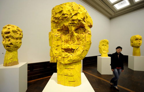 Georg Baselits as a sculptor In 2010-2011 The Musée d’Art Moderne de la Ville de Paris organised an 
