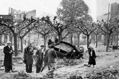 jcrbcn:26/04/1937 - Guernica (Basque Country) was bombed by the German aviation in order to help the