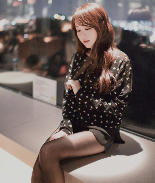 kyohaku-:    10/50 PICTURES OF KIM SHIN YEONG   