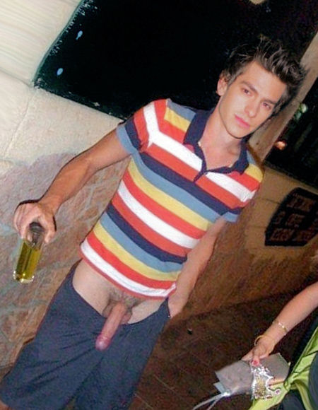 didiz79: malecelebritiesnude01: Request: Andrew Garfield. This is REAL!