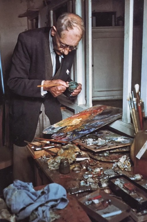 painters-in-color:Pierre Bonnard, 1946 by Gisele Freund