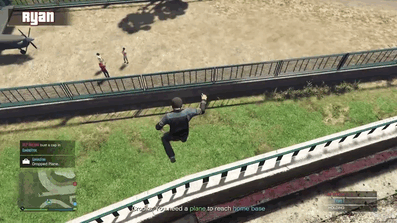 tenebrarum-et-lucis:  Ryan makes gravity his bitch with this sweet parkour move: (X) 