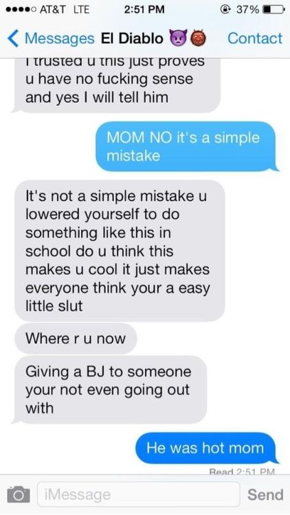 basedpotatochip:  lindsaylohansmugshot:  my friend played the most fucked up prank on her mom and there are tears streaming down my face  if i did this to my mom: