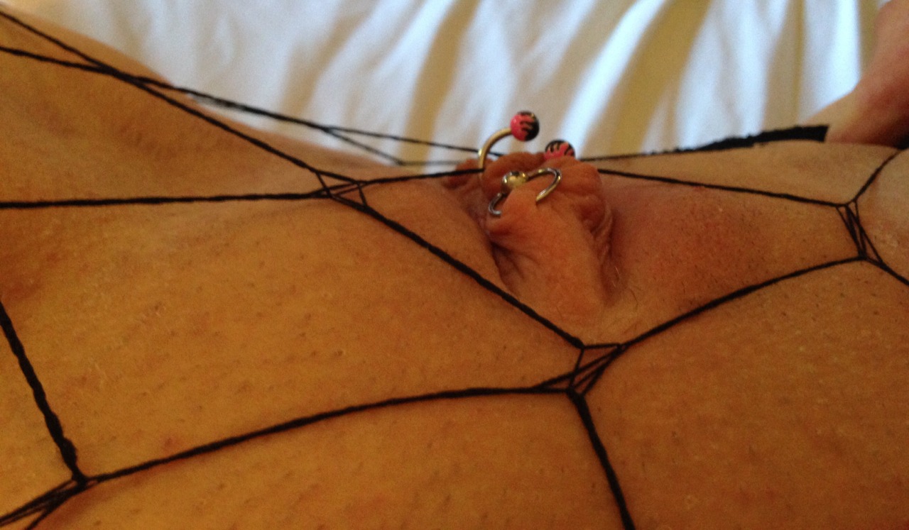 milfaubrey:  Hubby got me some new fish net stockings what you think xoxomilfaubrey