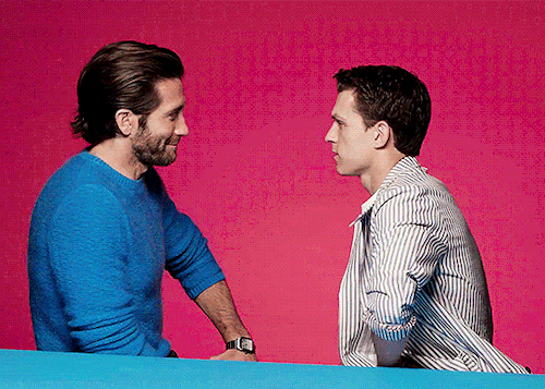 tomhardey:what is going on!?jake gyllenhaal | entertainment weekly