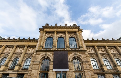 Lower Saxony State Museum (Hanover, Germany).This museum was built in 1902 on the edge of the Maschp