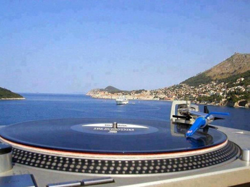 3345rpmz:  • Needle Drop • ⋅ Summer Time ⋅ location: Ibiza, Spain 
