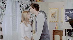 damonofhousesalvatore:get to know me meme: [12/15] pairings » Ross and RachelWith