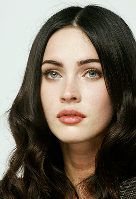 carries-fishers: Megan Fox attends a promotional photocall for “Jennifer’s Body”, 2009.