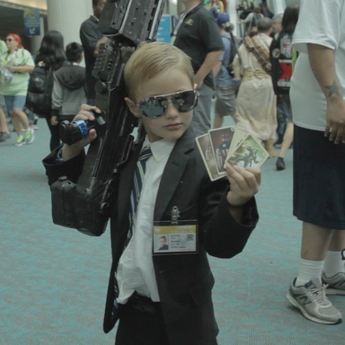 manafromheaven:batgirlrising:Then there was this kid at SDCC. They had him up on the Marvel stage.BL