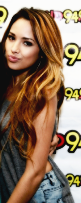 jasminevillegasportugal:  Meet&amp;Greet in San Francisco. 