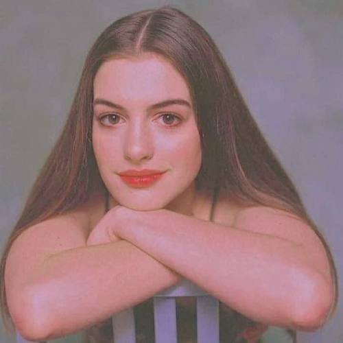 layjanaina:Anne Hathaway, 1999.