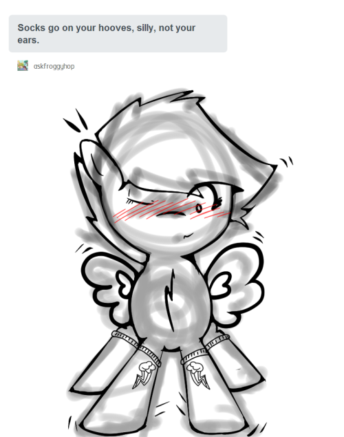 askcutieloo:  I STILL DON’T GET THEM!  Wah! Cutieloo post #10 (Repost) So ponies can actually reblog!  SQUEE! So adorbs <3 Despite how much she claims otherwise. X3